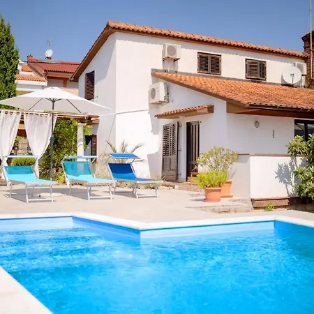 Holiday home In - Insel Krk 39437 Kornic