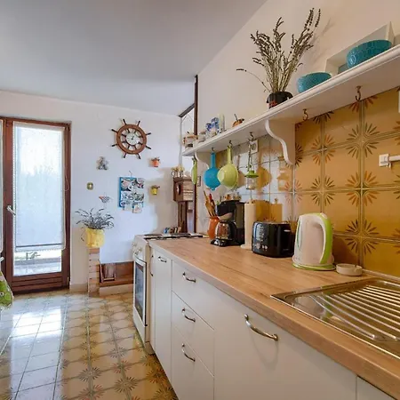 In - Insel Krk 39437 Holiday home *