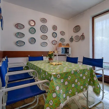 Holiday home In - Insel Krk 39437 Kornic