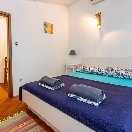 In - Insel Krk 39437 Holiday home