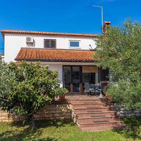 Holiday home In - Insel Krk 39437 *