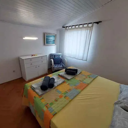 In - Insel Krk 39437 Holiday home *