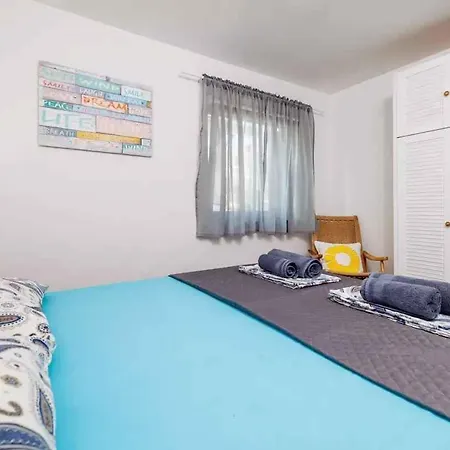 In - Insel Krk 39437 * Kornić