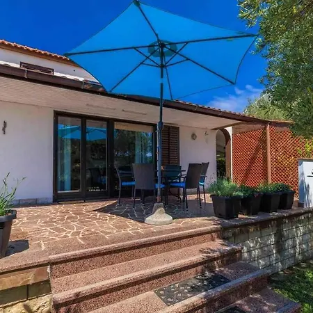 Holiday home In - Insel Krk 39437