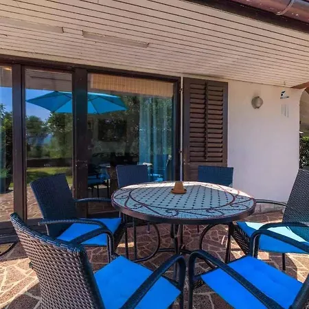 In - Insel Krk 39437 Holiday home